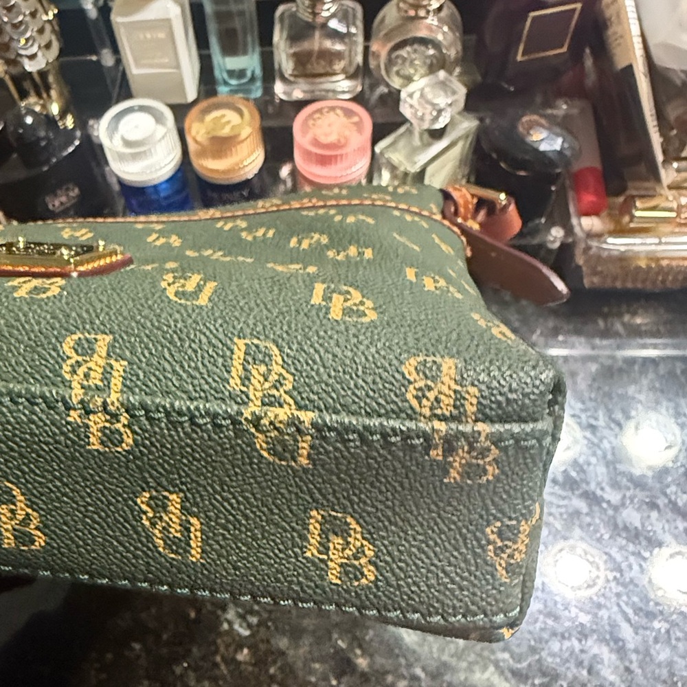 Dooney & Bourke small Gretta crossbody purse - Picture 5 of 8